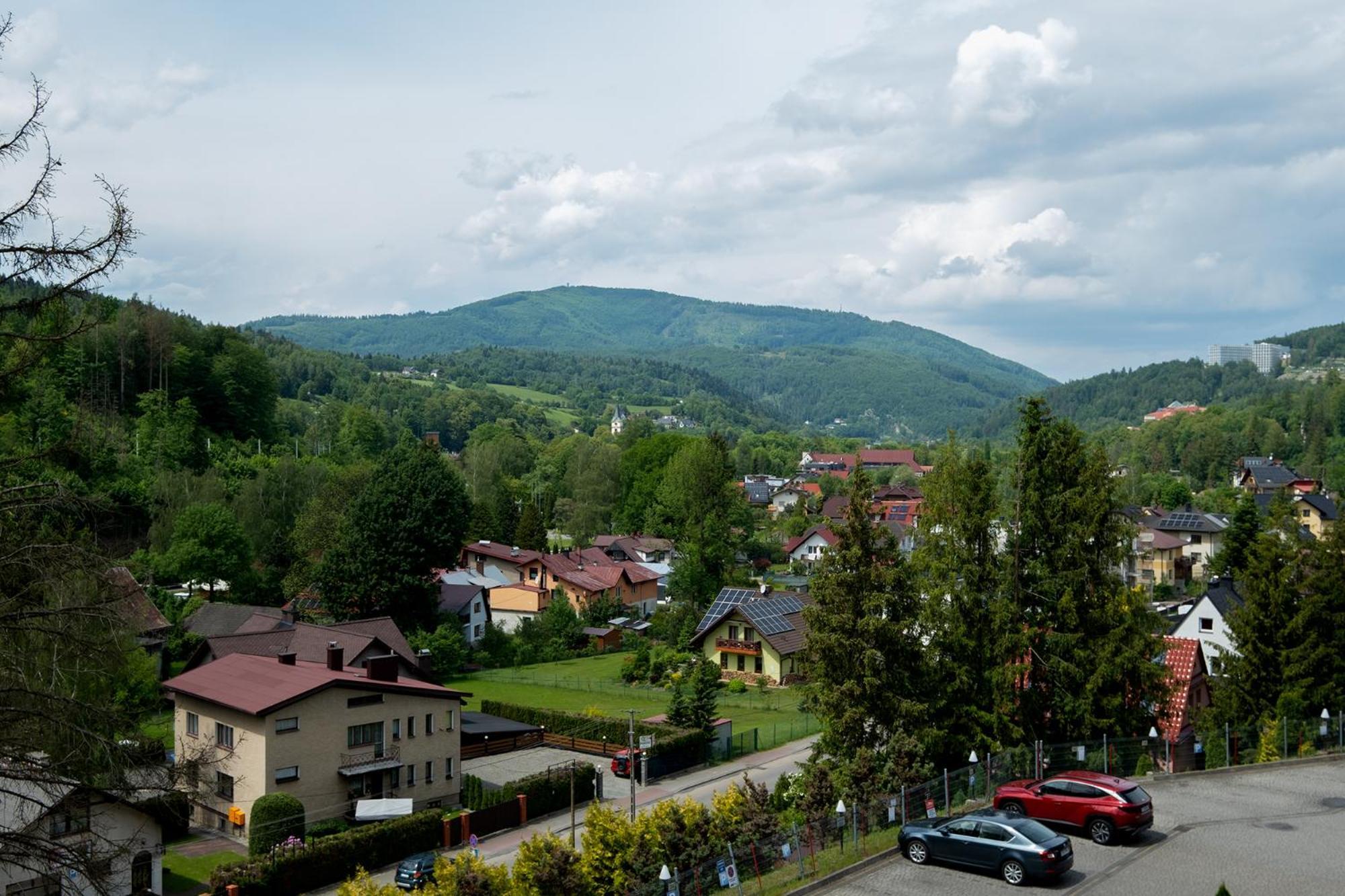 Hotel Jarzebata Вісла Екстер'єр фото